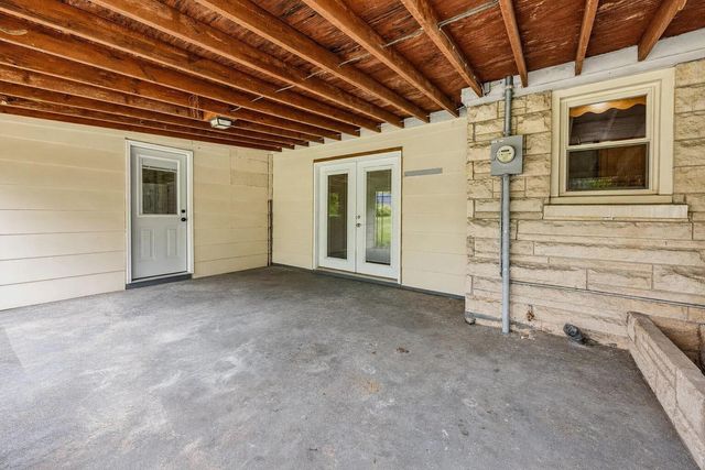 3970 Lexington Road, Paris, KY 40361
