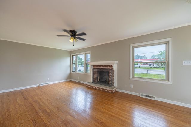3970 Lexington Road, Paris, KY 40361