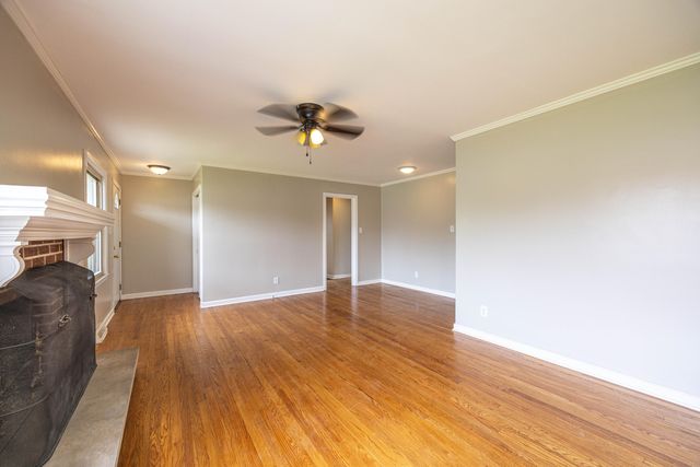 3970 Lexington Road, Paris, KY 40361