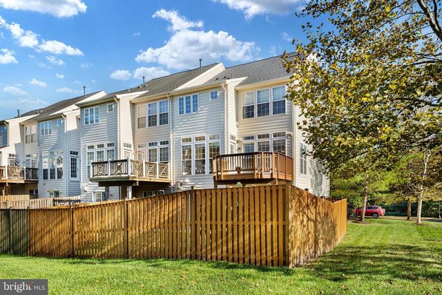 19217 KEPHARTS MILL TER, Leesburg, VA 20176