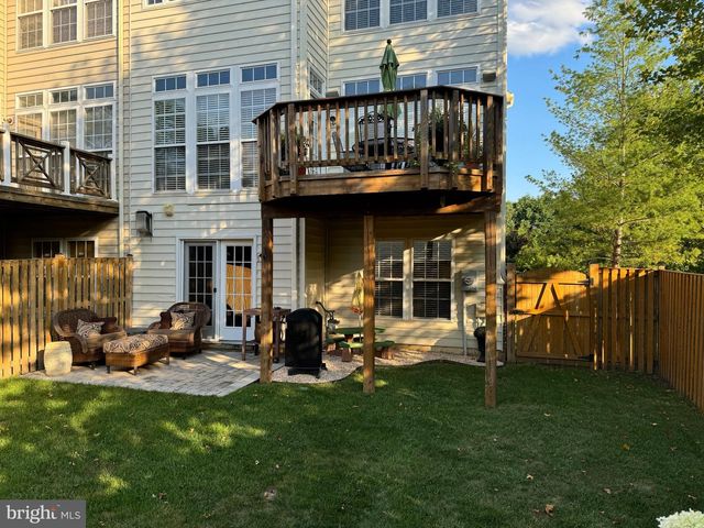 19217 KEPHARTS MILL TER, Leesburg, VA 20176