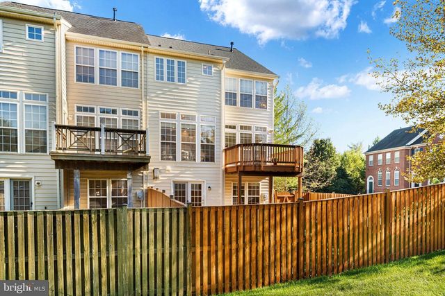 19217 KEPHARTS MILL TER, Leesburg, VA 20176