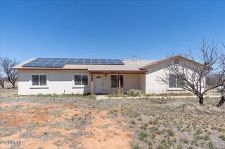 10193 E WINDTALKER Road, Hereford, AZ 85615