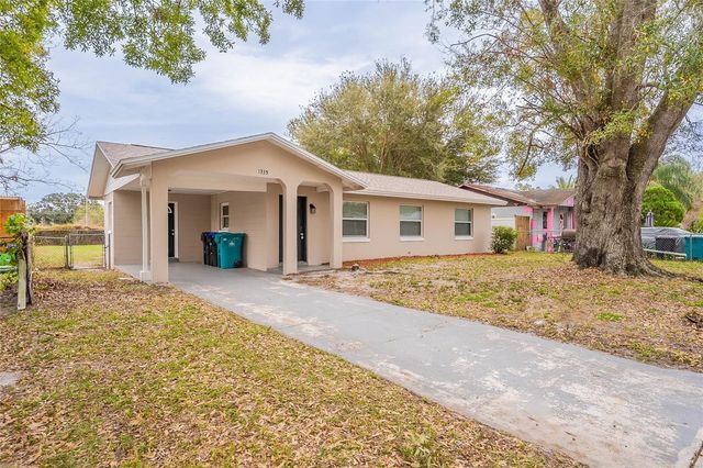 1335 LESCOT LANE, Orlando, FL 32811