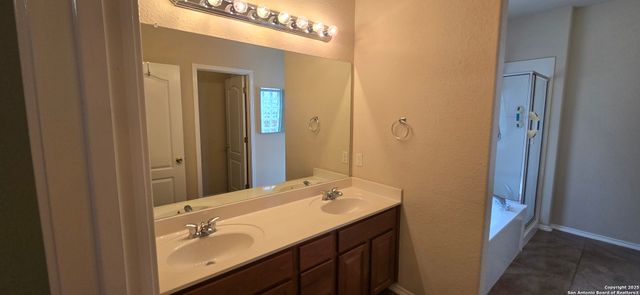 8343 Bordeaux Bay, San Antonio, TX 78255