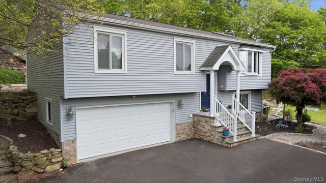 16 Birch Drive, Mahopac, NY 10541