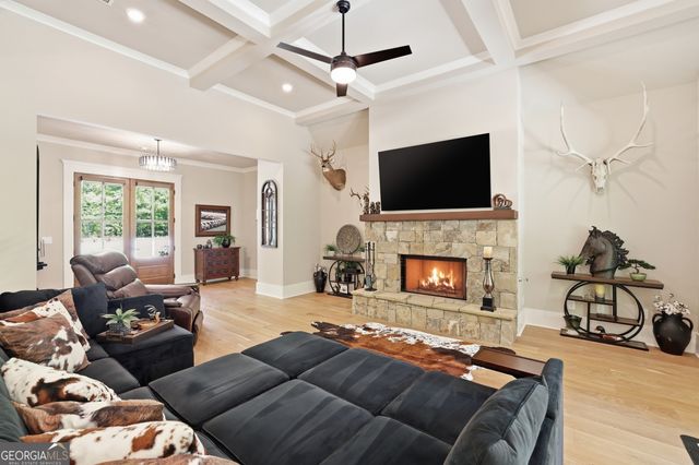 316 Glazenwood Drive, Clarkesville, GA 30523