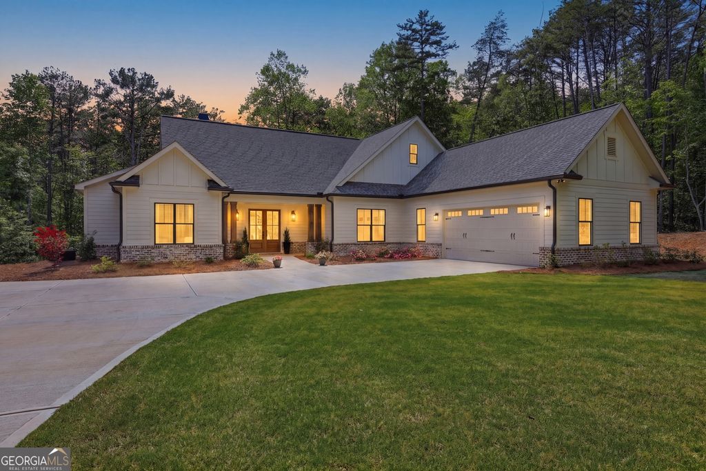 316 Glazenwood Drive, Clarkesville, GA 30523