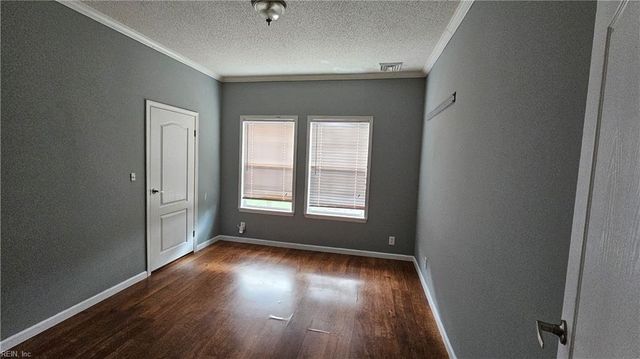 19 Denbigh BLVD, Newport News, VA 23608