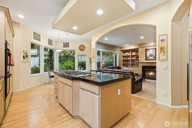 5633 194th Lane SE, Issaquah, WA 98027