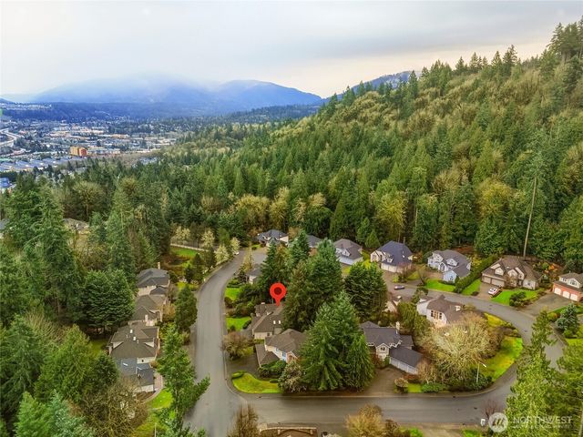 5633 194th Lane SE, Issaquah, WA 98027