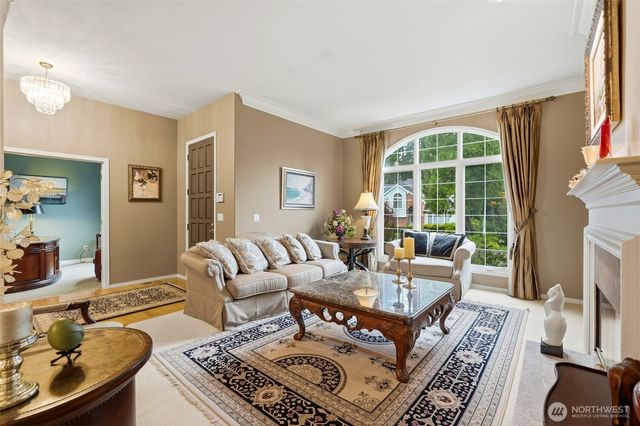 5633 194th Lane SE, Issaquah, WA 98027