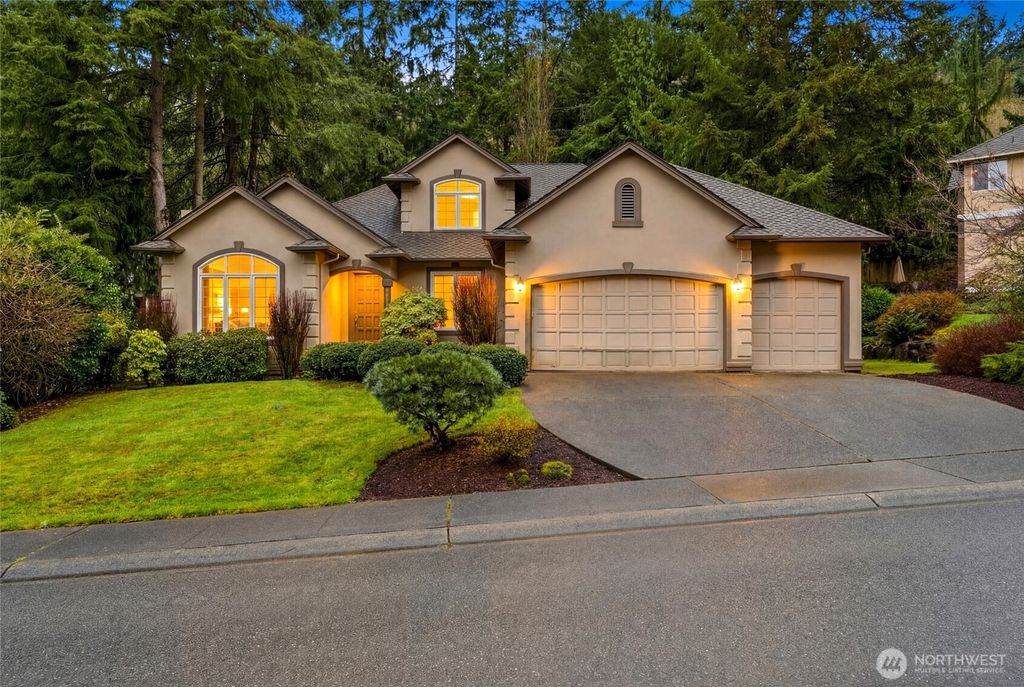 5633 194th Lane SE, Issaquah, WA 98027