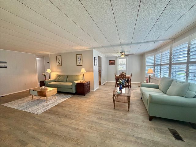 105 TEMPLE COVE W, Leesburg, FL 34748