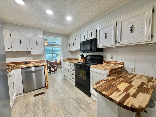 105 TEMPLE COVE W, Leesburg, FL 34748