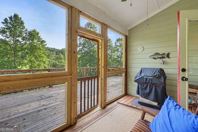 105 Evergreen Road, Hiawassee, GA 30546
