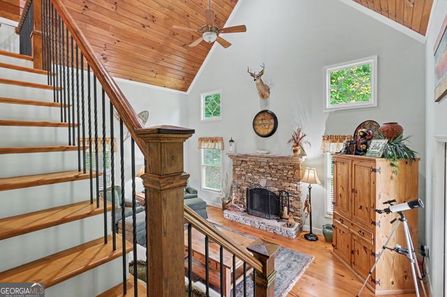 105 Evergreen Road, Hiawassee, GA 30546