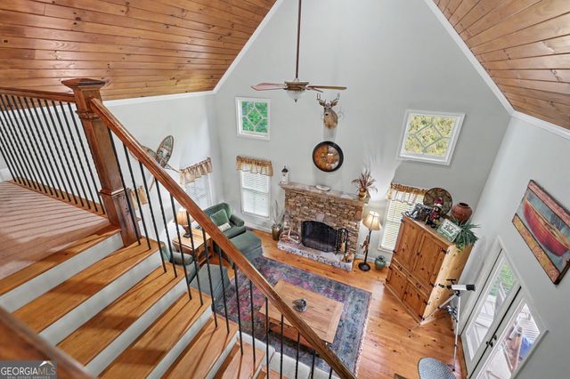 105 Evergreen Road, Hiawassee, GA 30546