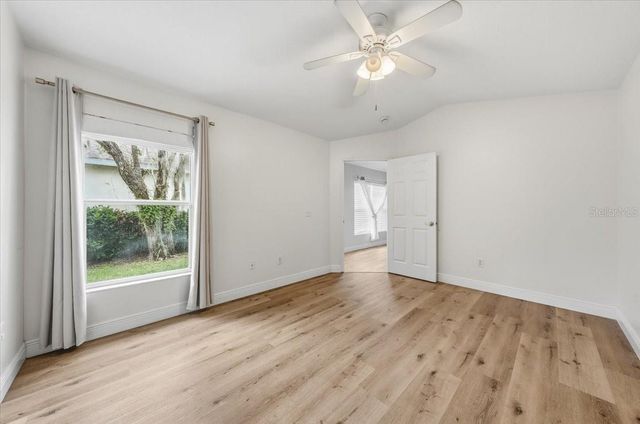 5863 MEADOWPARK PLACE, Lithia, FL 33547