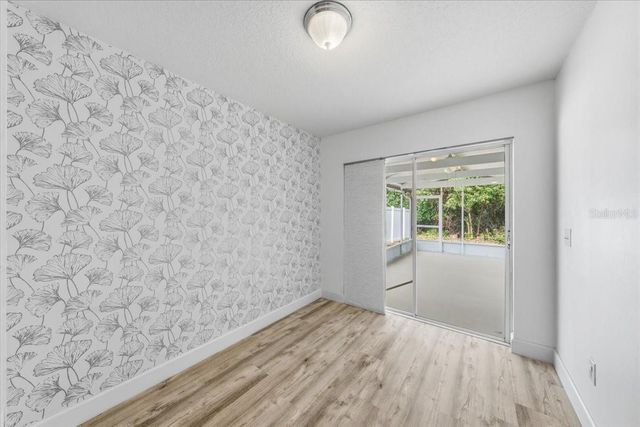 5863 MEADOWPARK PLACE, Lithia, FL 33547