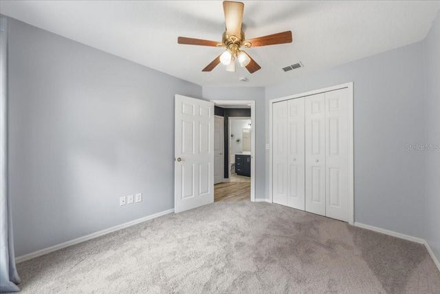 5863 MEADOWPARK PLACE, Lithia, FL 33547