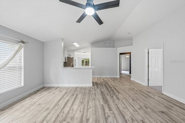 5863 MEADOWPARK PLACE, Lithia, FL 33547