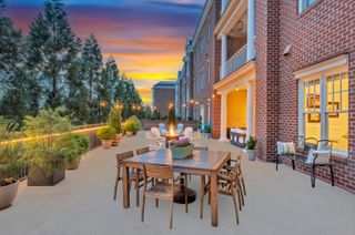 2125 Yellow Mountain Rd SE Apt 106, Roanoke, VA 24014