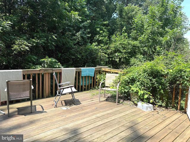 27 HAMILTON RD, Boiling Springs, PA 17007