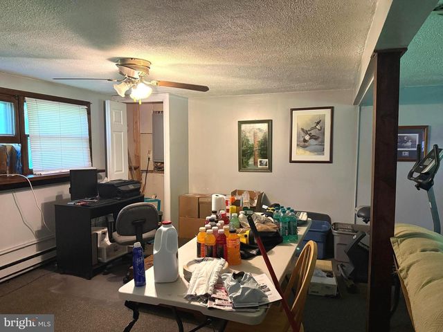 27 HAMILTON RD, Boiling Springs, PA 17007