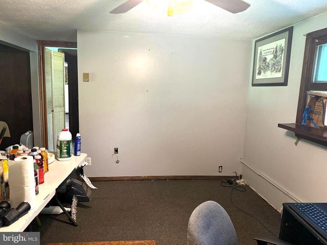 27 HAMILTON RD, Boiling Springs, PA 17007