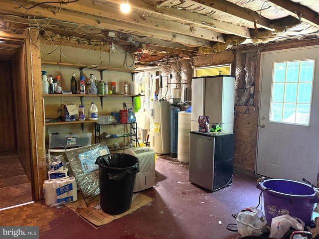 27 HAMILTON RD, Boiling Springs, PA 17007