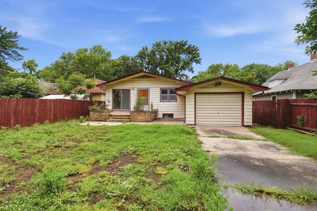 324 S Green, Wichita, KS 67211