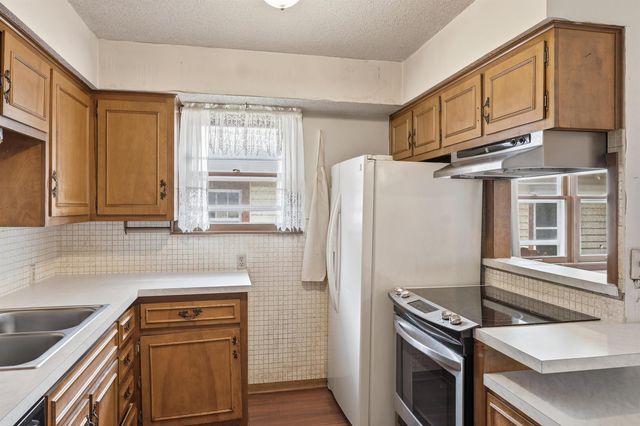 324 S Green, Wichita, KS 67211
