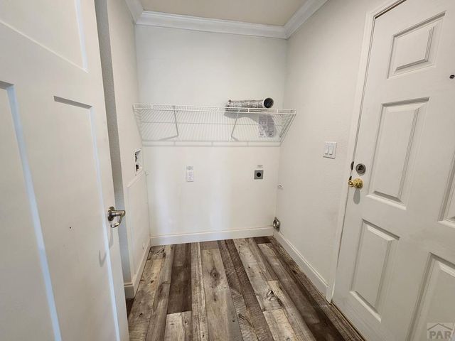 996 S Sibley Dr, Pueblo West, CO 81007