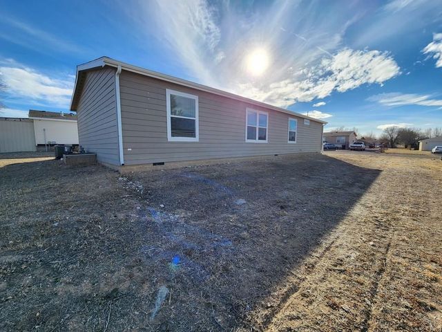 996 S Sibley Dr, Pueblo West, CO 81007