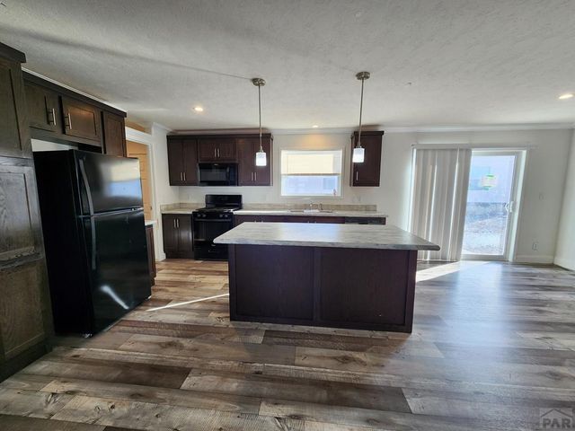 996 S Sibley Dr, Pueblo West, CO 81007