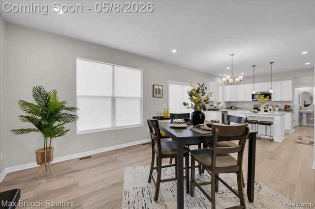 240 W Wilson, Pontiac, MI 48341