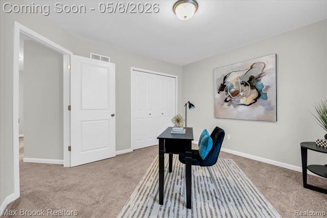 240 W Wilson, Pontiac, MI 48341