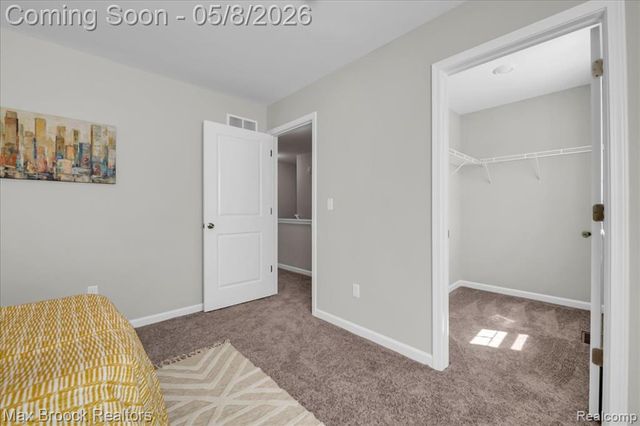 240 W Wilson, Pontiac, MI 48341