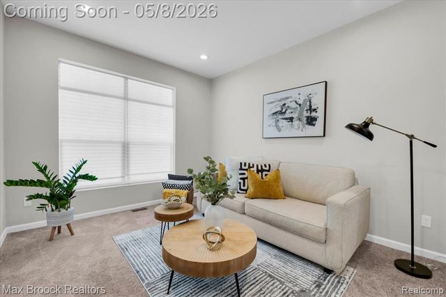 240 W Wilson, Pontiac, MI 48341