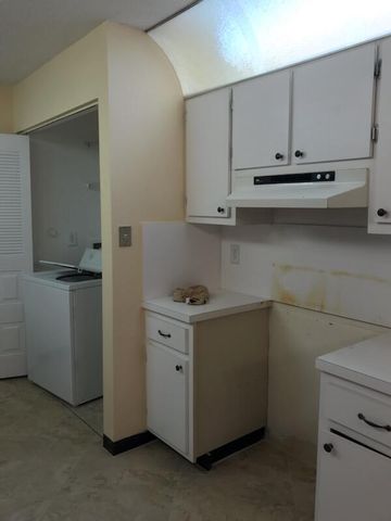 5790 Wanda Lane, Delray Beach, FL 33484
