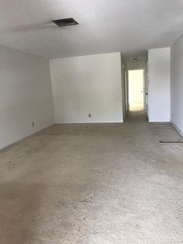 5790 Wanda Lane, Delray Beach, FL 33484