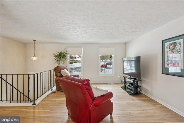 18112 KODELLA CT, Gaithersburg, MD 20877