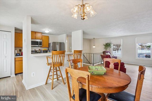 18112 KODELLA CT, Gaithersburg, MD 20877