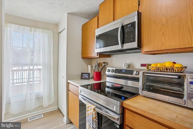 18112 KODELLA CT, Gaithersburg, MD 20877