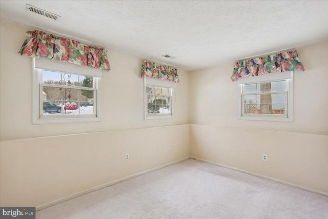 18112 KODELLA CT, Gaithersburg, MD 20877