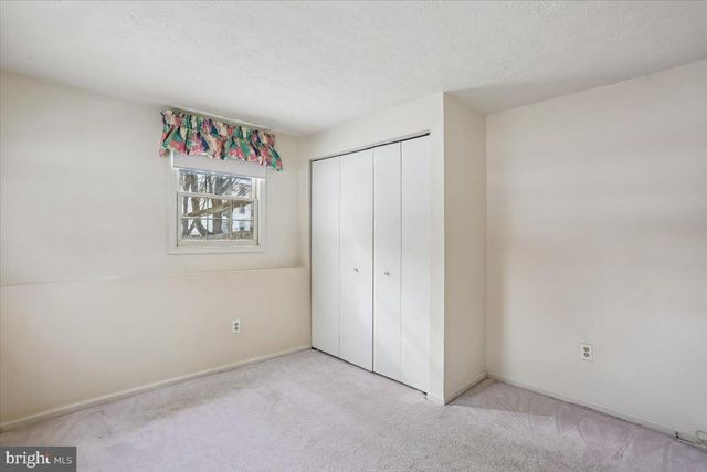 18112 KODELLA CT, Gaithersburg, MD 20877