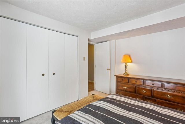 18112 KODELLA CT, Gaithersburg, MD 20877