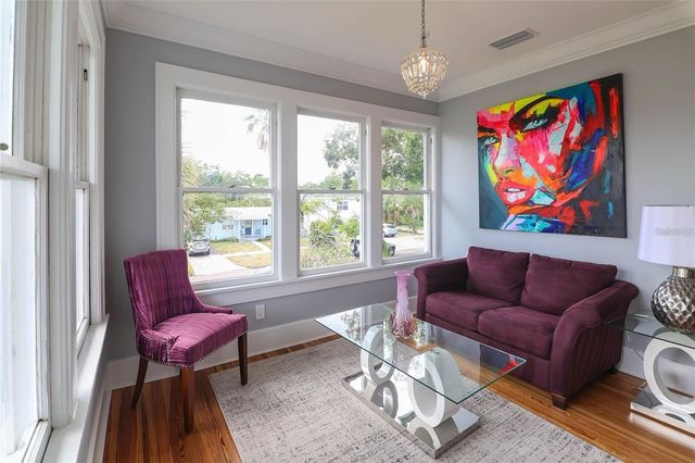 2041 BEACH DR SE, St Petersburg, FL 33705