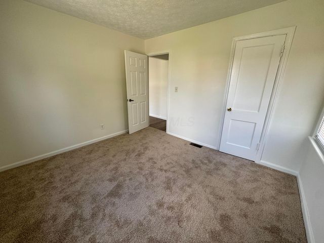 1425 E 20th Avenue, Columbus, OH 43211